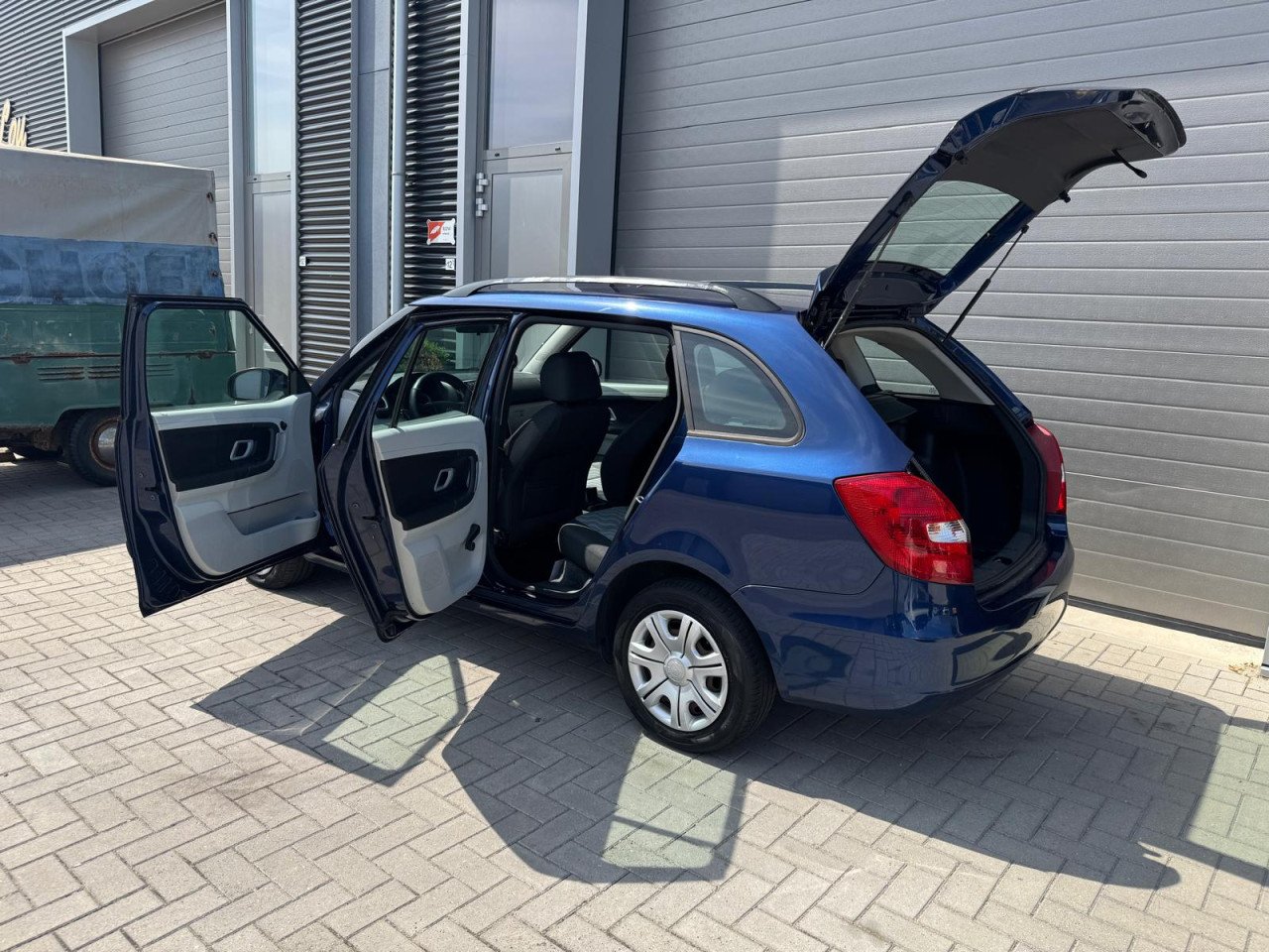 Skoda Fabia Combi 1.4-16V Ambiente 1e EIG NAP APK Clima