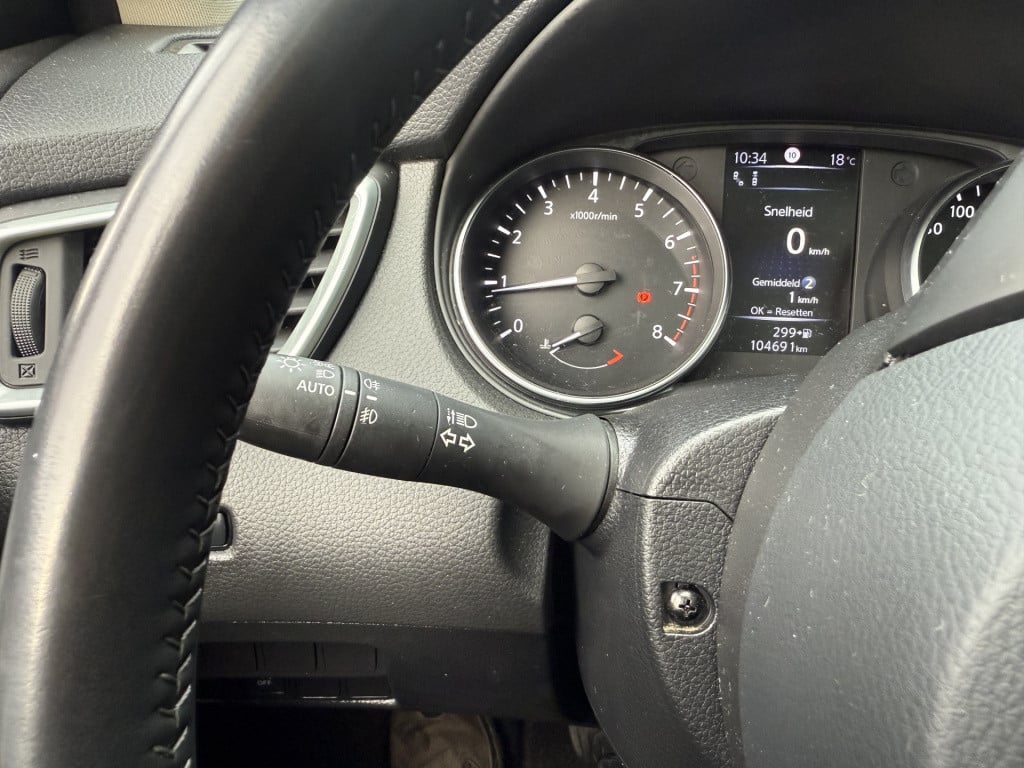 Nissan Qashqai 1.2 tekna pakket 5-drs