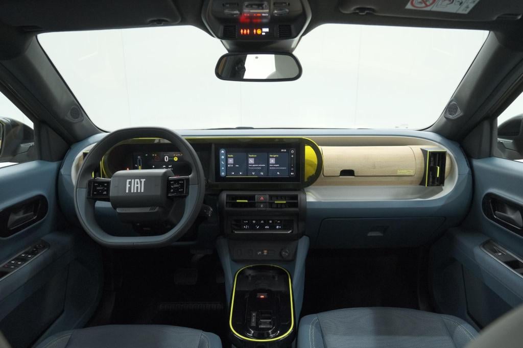 Fiat Grande Panda e la prima 7 kw 44 kwh | 1 fase | soh 96% | camera | navi