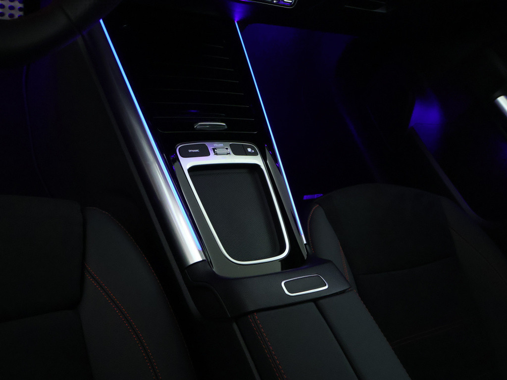Mercedes-Benz B-Klasse 180 amg line limited edition | dodehoekassistent | p