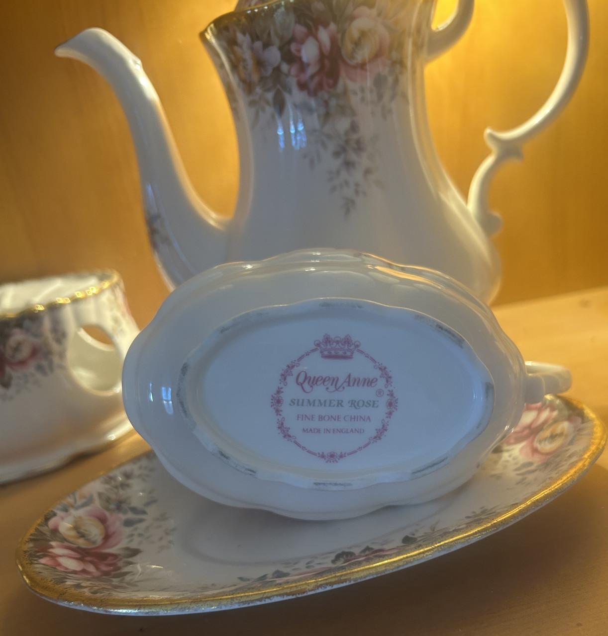 Queen Anne servies 30 delig