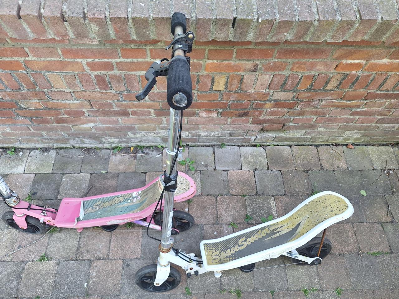 Spacscooters (2x)