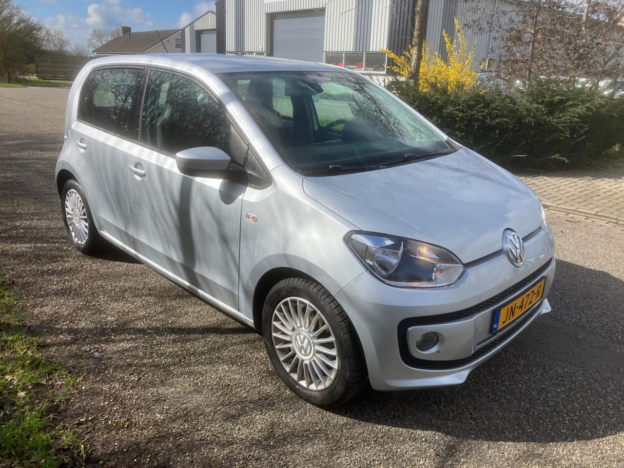 Volkswagen Up! 1.0 High Up!