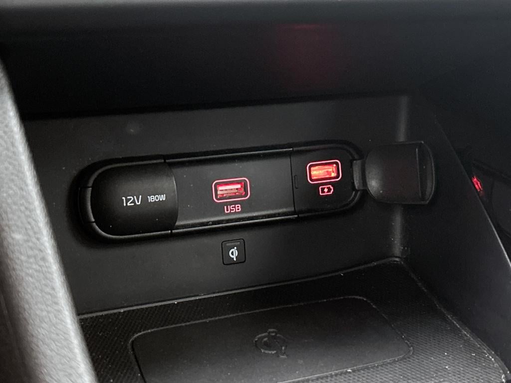 Kia Niro 1.6 gdi plug in hybrid executiveline | leder | camera | jbl sound 