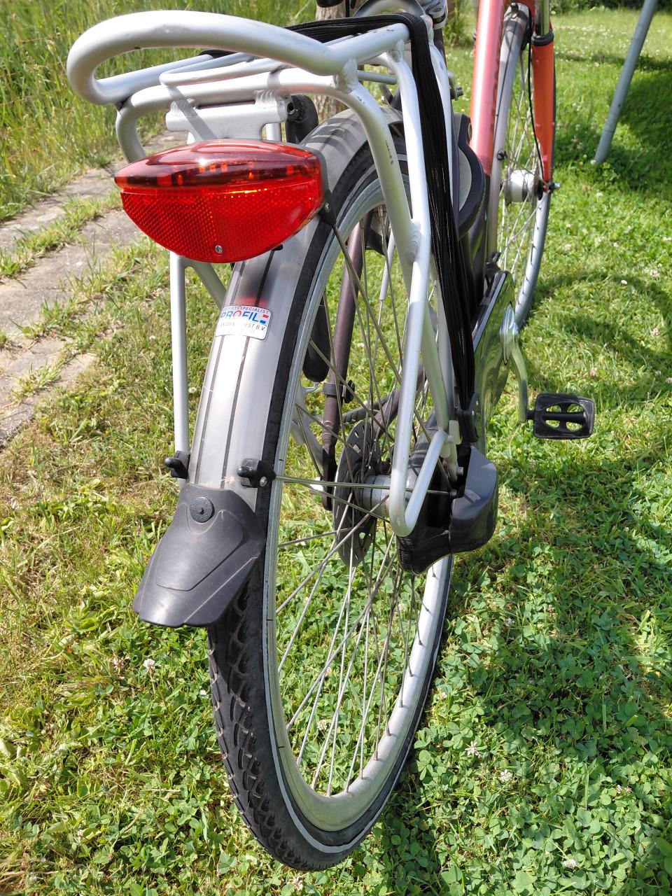 Montego 28 inch 49cm frame 3 speed