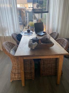 Complete Eethoek met 4 stoelen