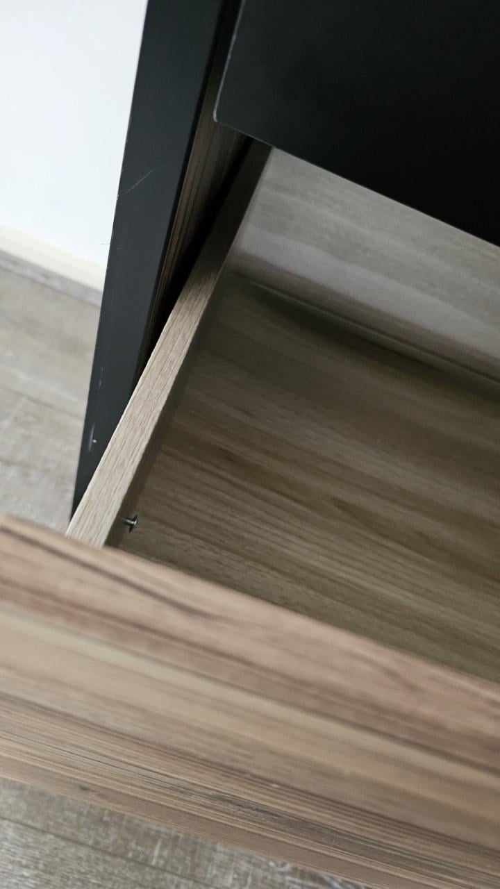 Vernazza ladekast met 3 lades. Handige kast met veel opbergruimte.