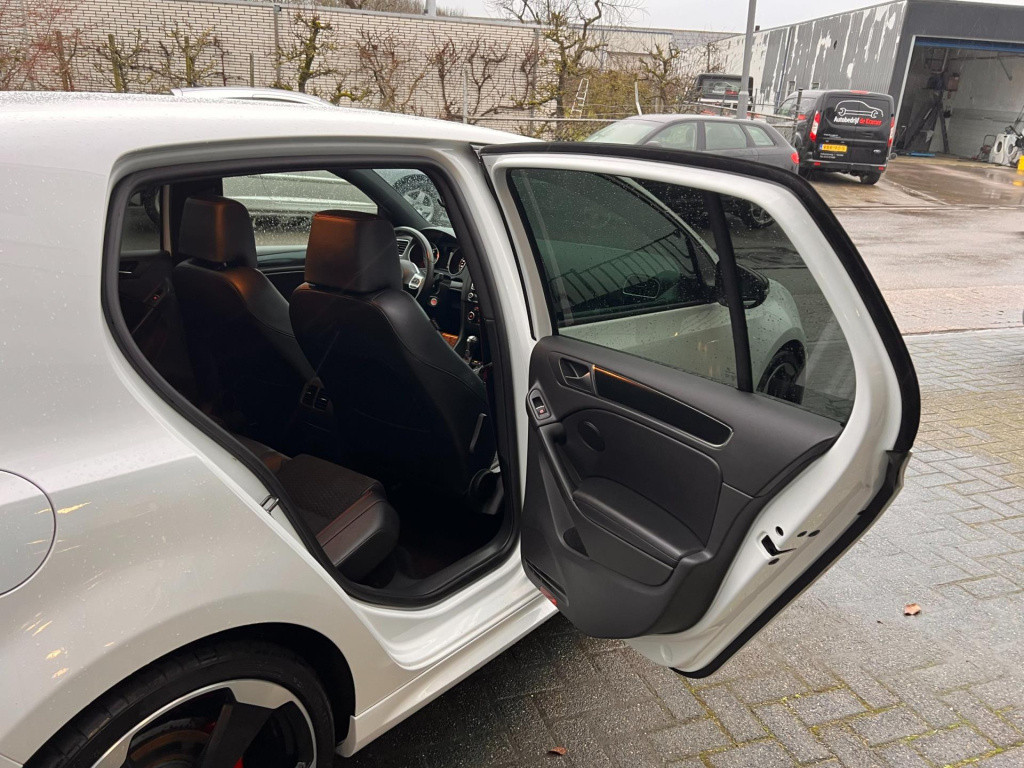 Volkswagen Golf 2.0 gti edition 35