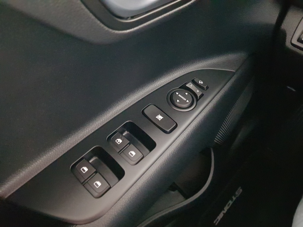 Kia Stonic mhev dynamicplusline 100 pk