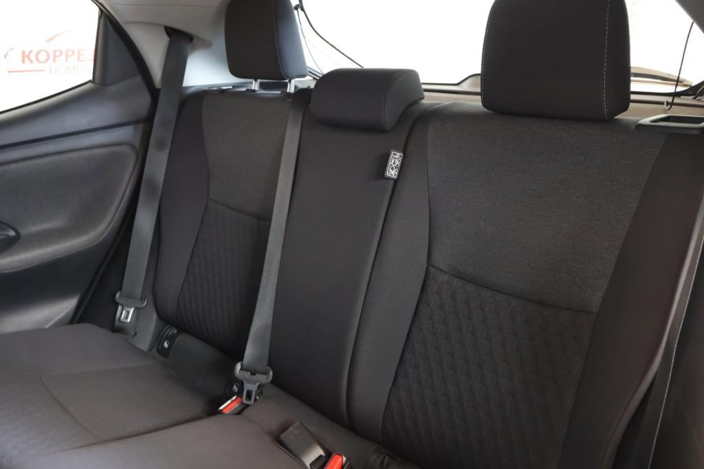 Toyota Yaris 1.5 hybrid dynamic nl auto, trekhaak, acc, app connect