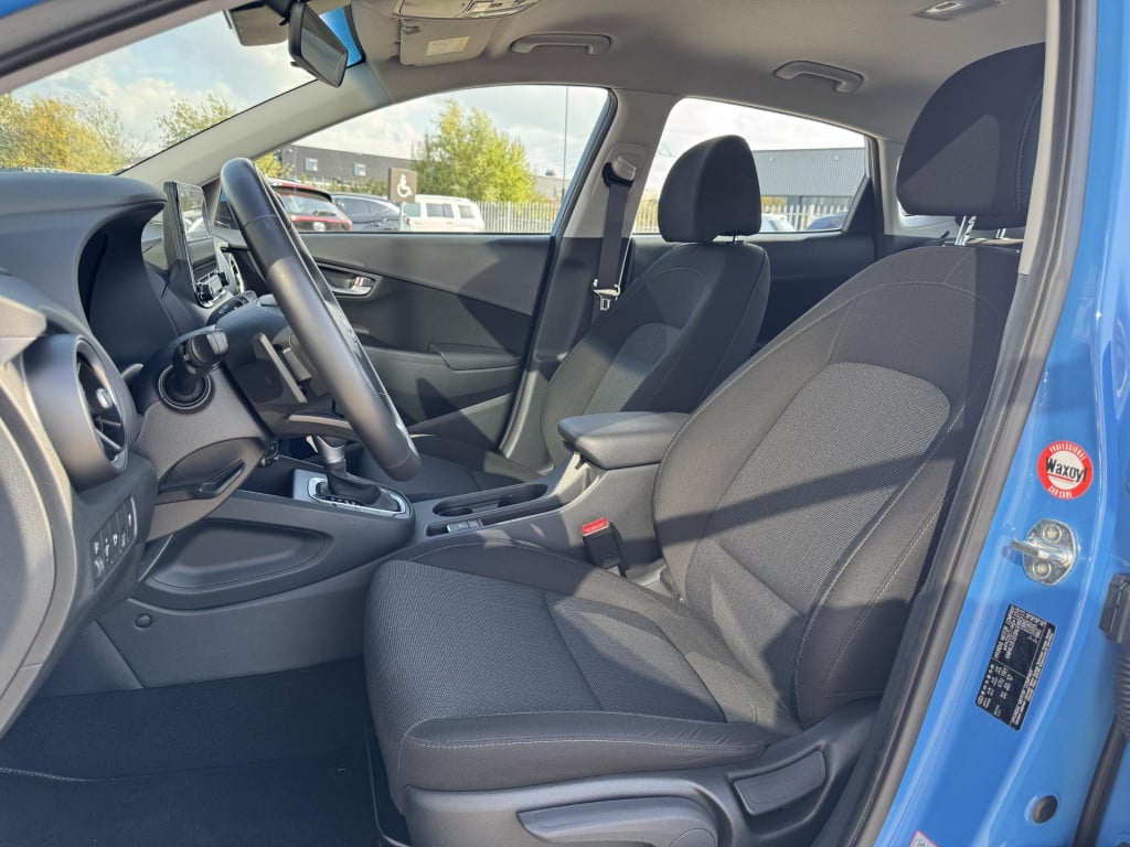 Hyundai Kona 1.6 gdi hev comfort smart | trekhaak | navigatie | adapt. crui