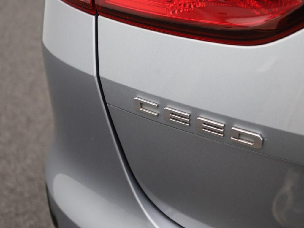 Kia Ceed Sportswagon 1.0 t-gdi dynamicline | lmv | navigatie | climate cont