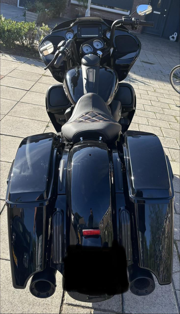 Harley davidson road glide  2020
