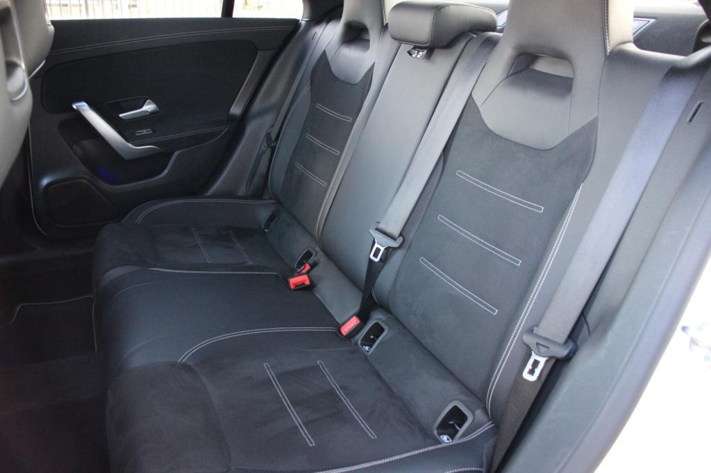 Mercedes-Benz Cla 250 e amg edition | pano | nightpakket | sfeerverlichting