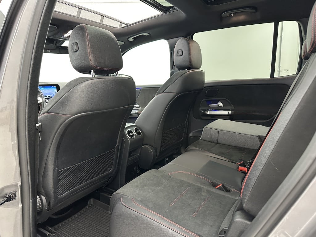 Mercedes-Benz Glb 200 amg line 7p. | 4x isofix | panoramadak | 35 amg look 