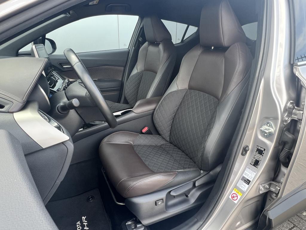 Toyota C-hr 1.8 hybrid executive | all-seasonbanden | dealeronderhouden
