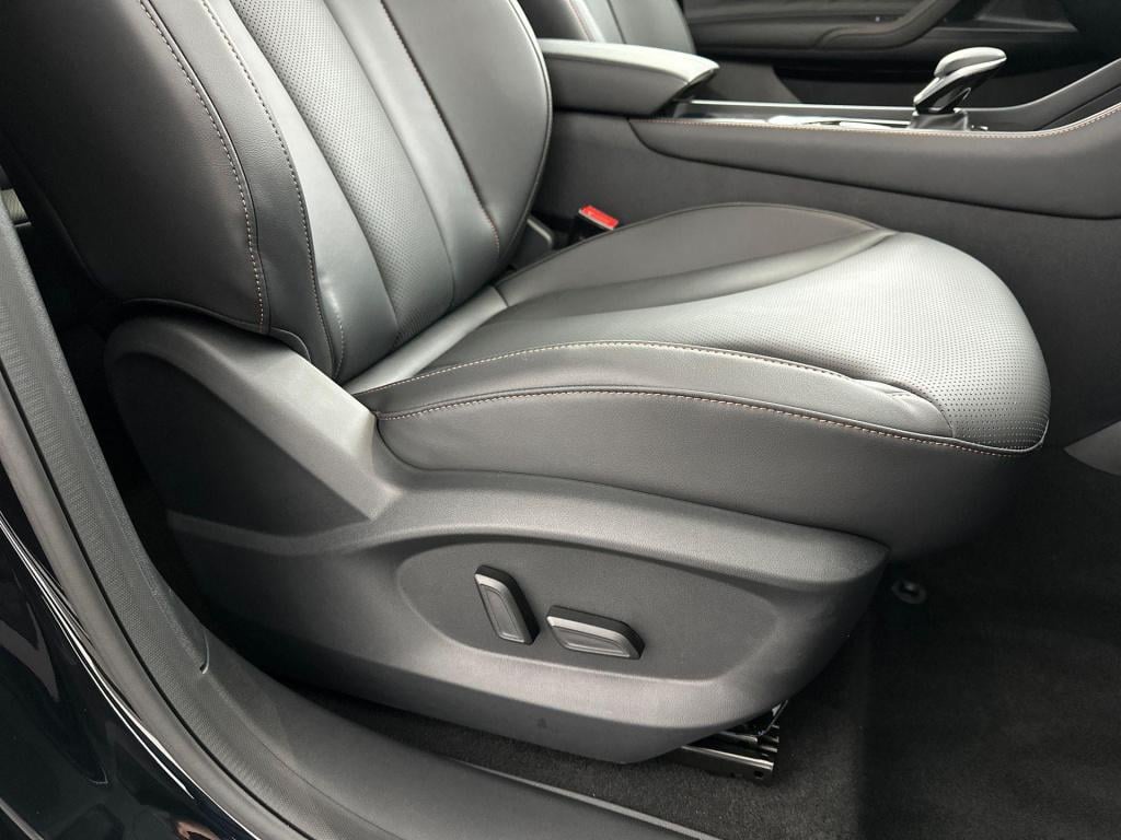 MG Hs hybrid+ 1.5 luxury