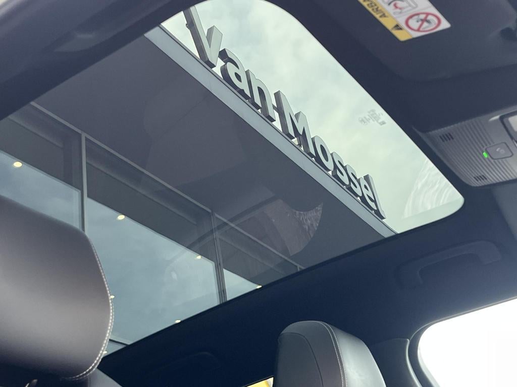 Ford Explorer premium extended range rwd 77 kwh | panoramadak | climate con