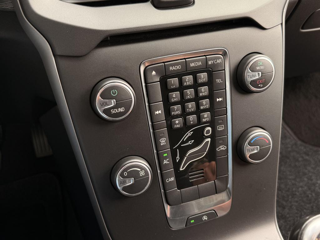 Volvo V40 1.6 t2 | cruise | navi | achteruitrijcamera