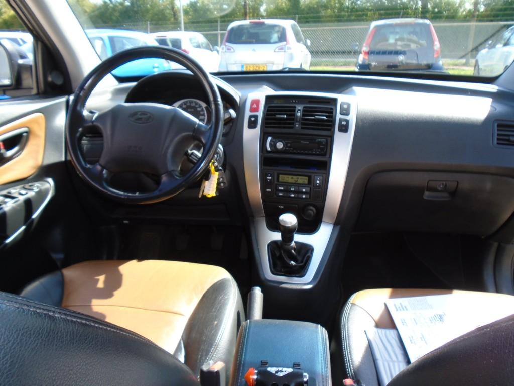 Hyundai Tucson 2.0i style premium