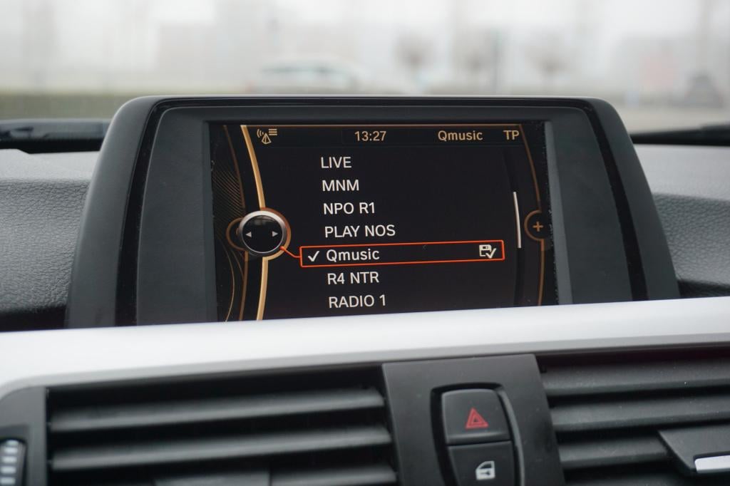 BMW 3-serie 320i automaat - airco / cruise / elektr. ramen / nap