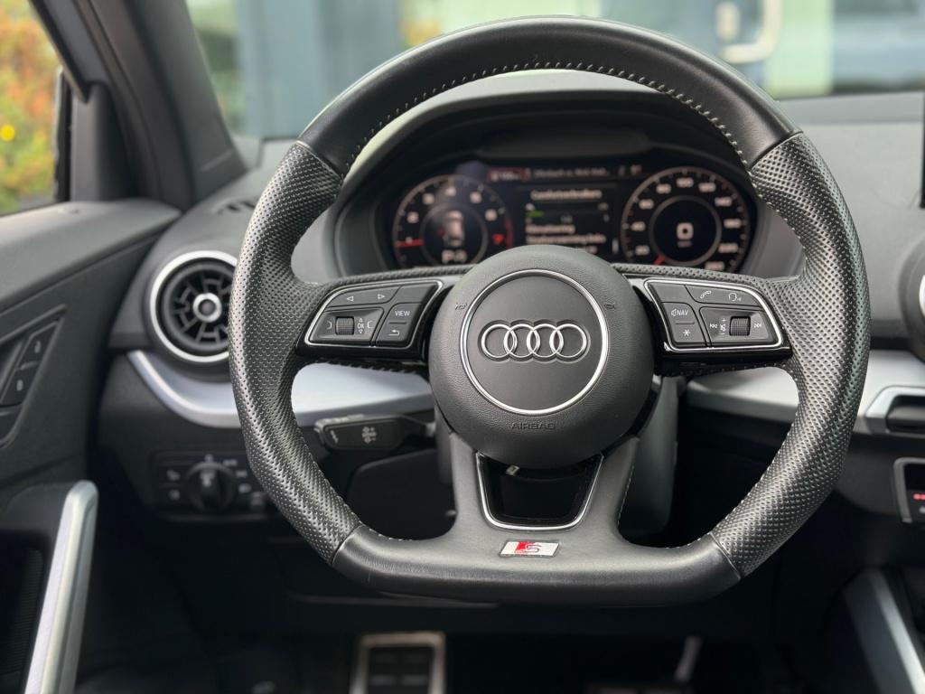 Audi Q2 35 tfsi s-line * virtual cockpit * keyless * matrix led