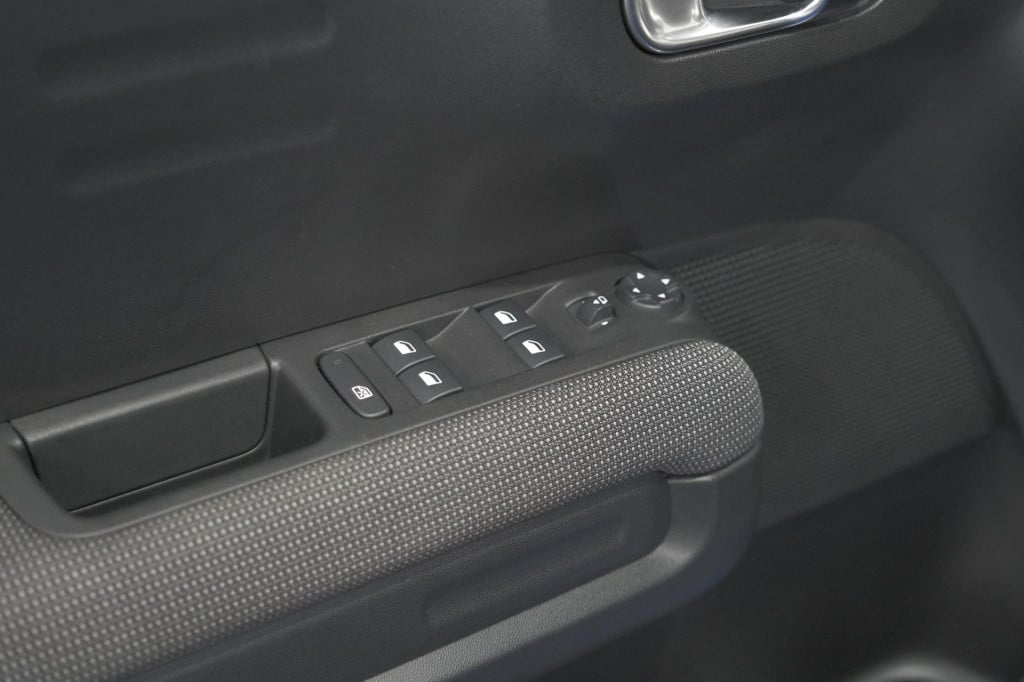 Citroen C3 Aircross puretech 130 eat6 max | camera | navigatie | apple carp