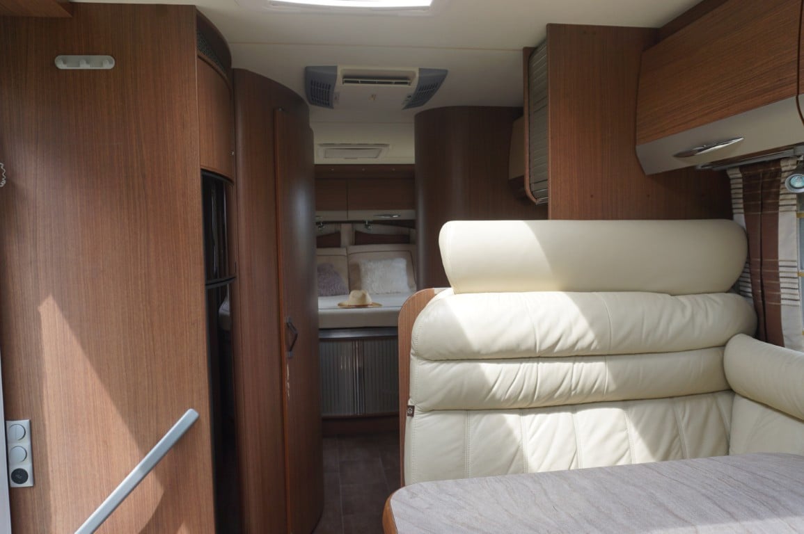 Burstner T727 Privilege 2011 met 83.000km limited edition