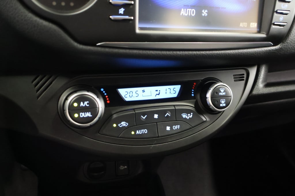 Toyota Yaris 1.5 vvt-i executive