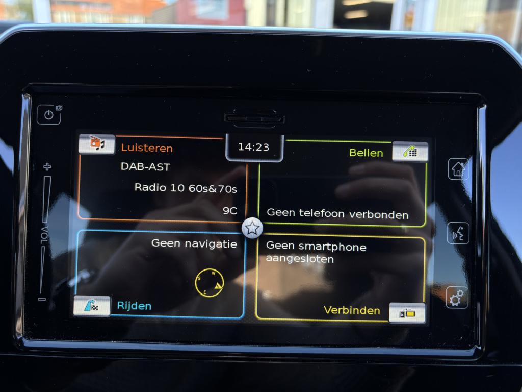Suzuki Ignis automaat style1.2 smart hybrid