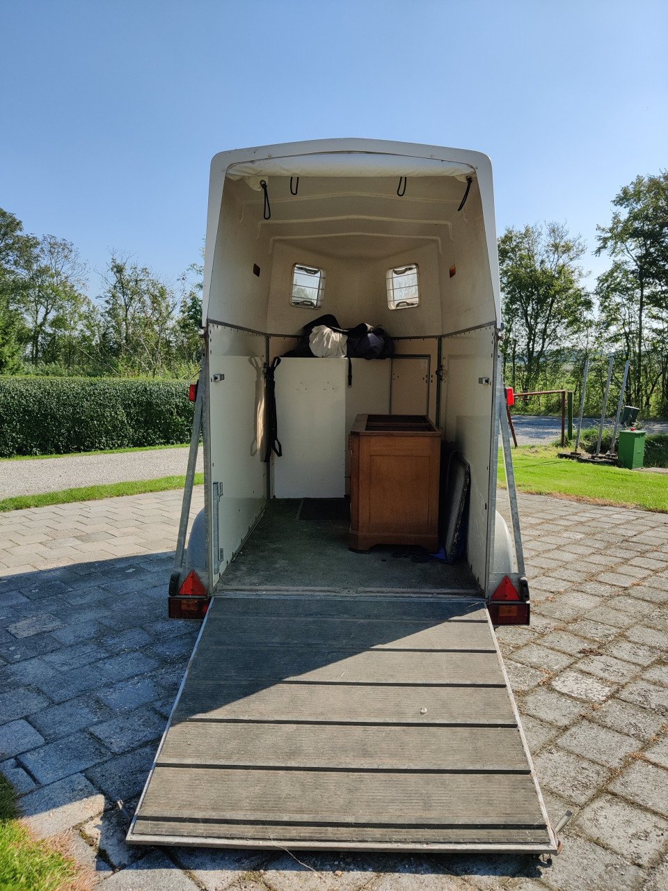 Titan 1,5 paard trailer met zadelkamer