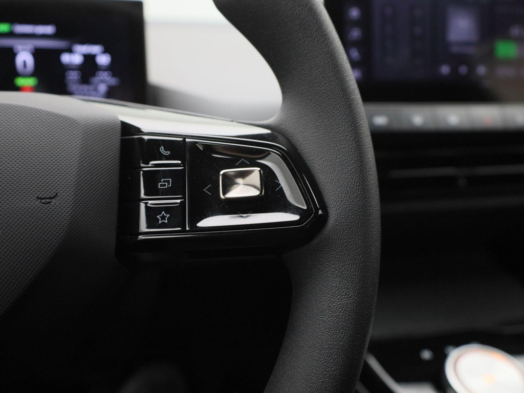 MG 4 standard 51 kwh | automaat | virtual cockpit | apple carplay | climate