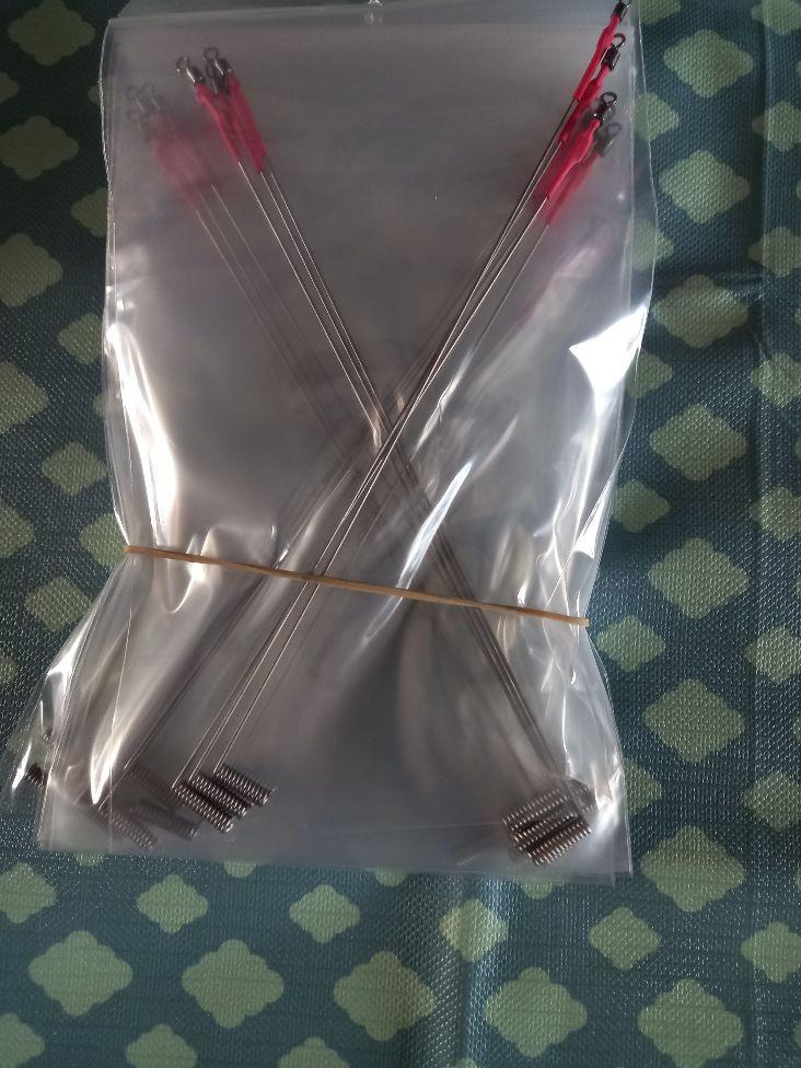 Verenstaal afhouders van +/- 20cm lang .