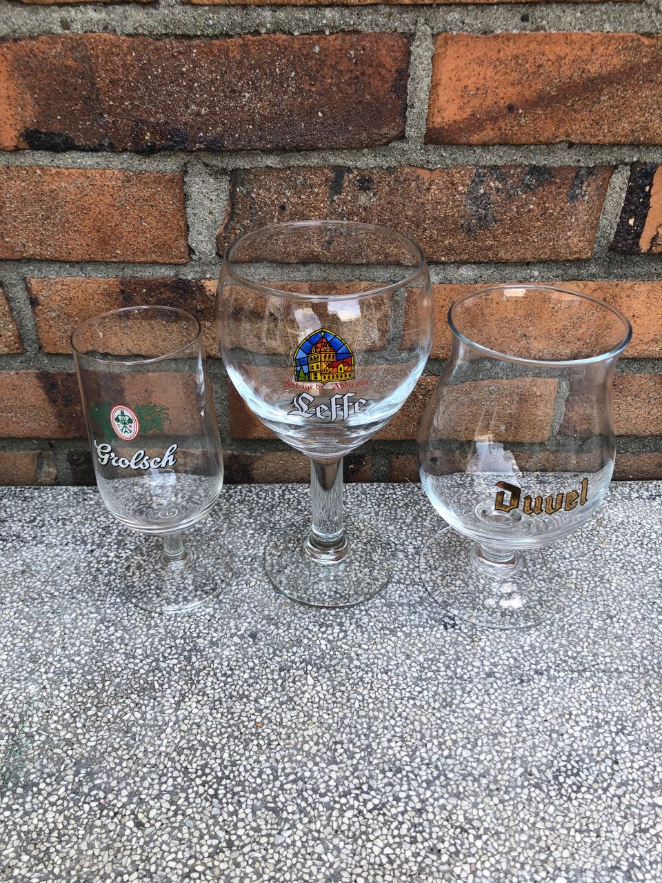 3 bierglazen Grolsch Leffe en Duvel.