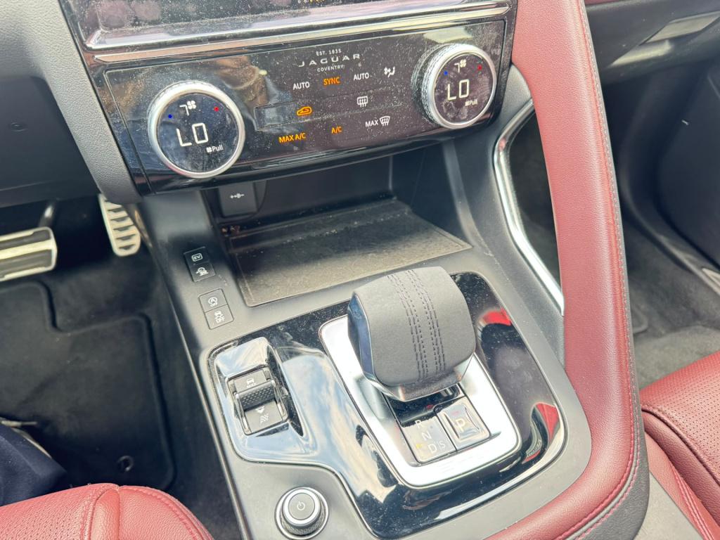 Jaguar E-pace 1.5 p300e awd r-dynamic s