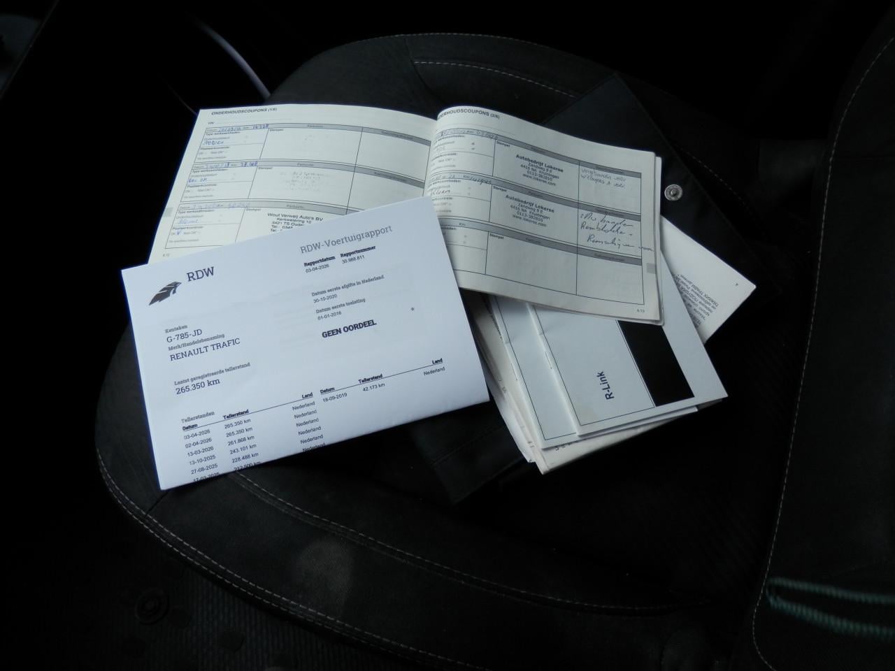 Auto Garant Biedt Aan: Renault Trafic Grand Passenger 1.6