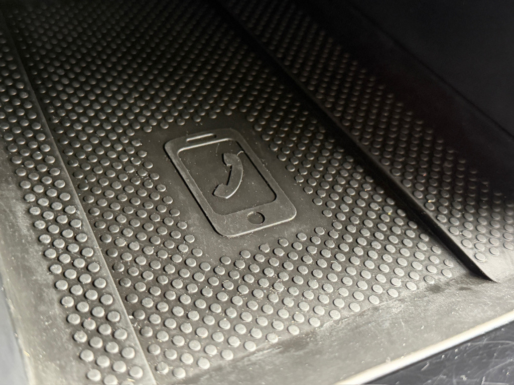 Volkswagen T-cross 1.0 tsi 116pk style | trekhaak | camera | navi | led gri