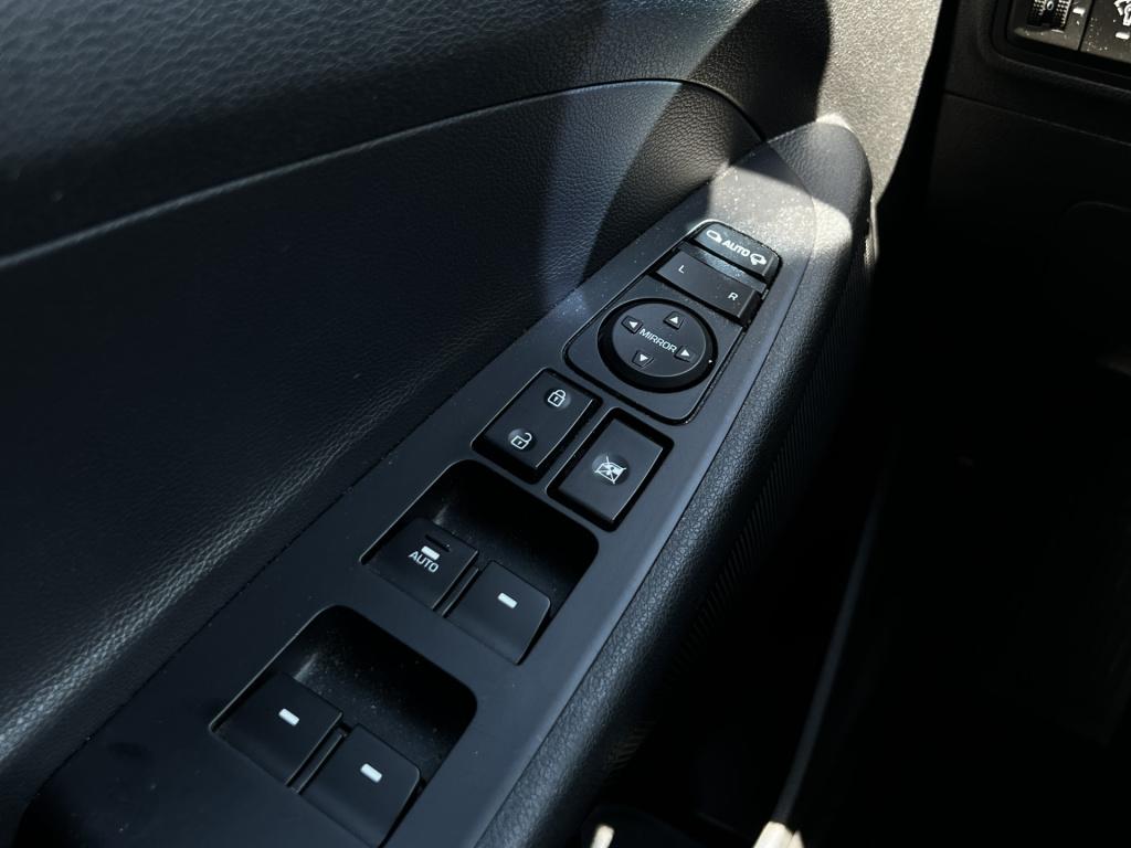 Hyundai Tucson 1.6 gdi anniversary edition | radio | bluetooth | cruise con