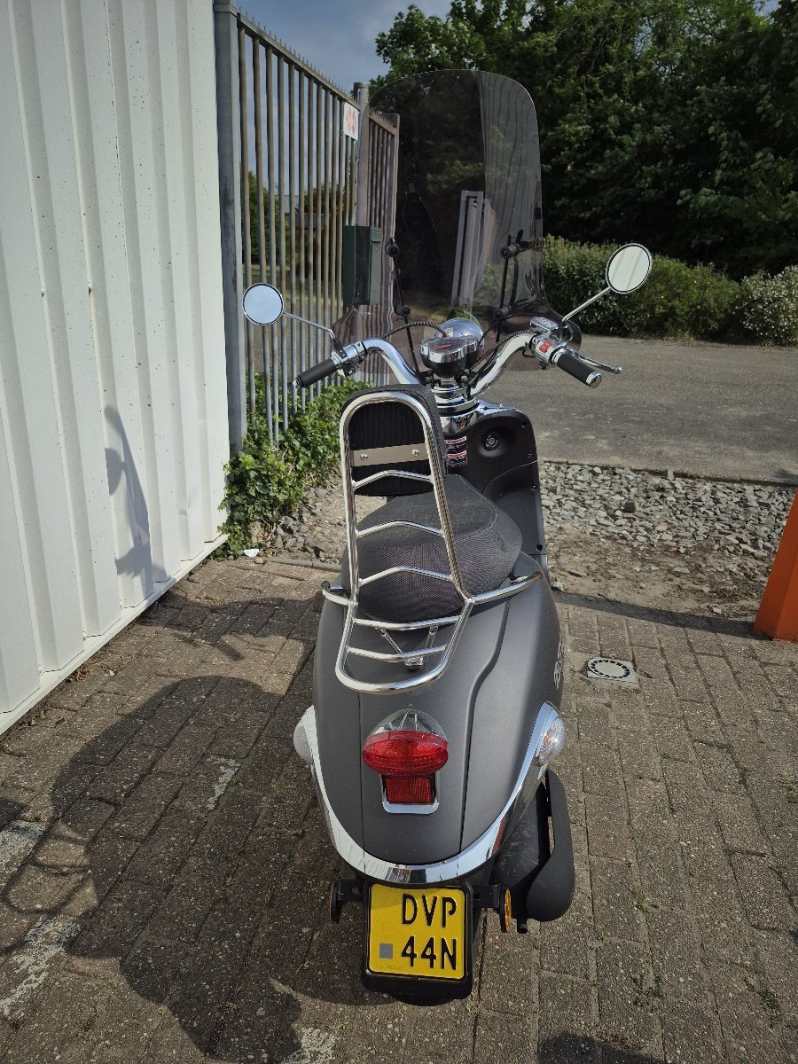 BTC Retro scooter uit 2019, Nieuwstaat!