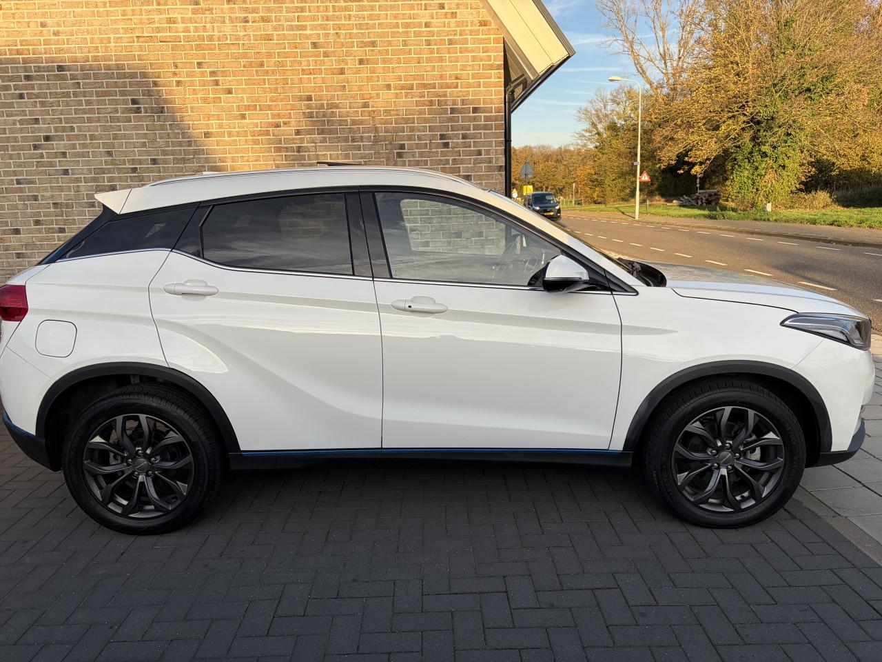 Seres 3 54kw 2022 Automaat 360 CAMERA KEYLESS NAVI PANODAK 20.800KM