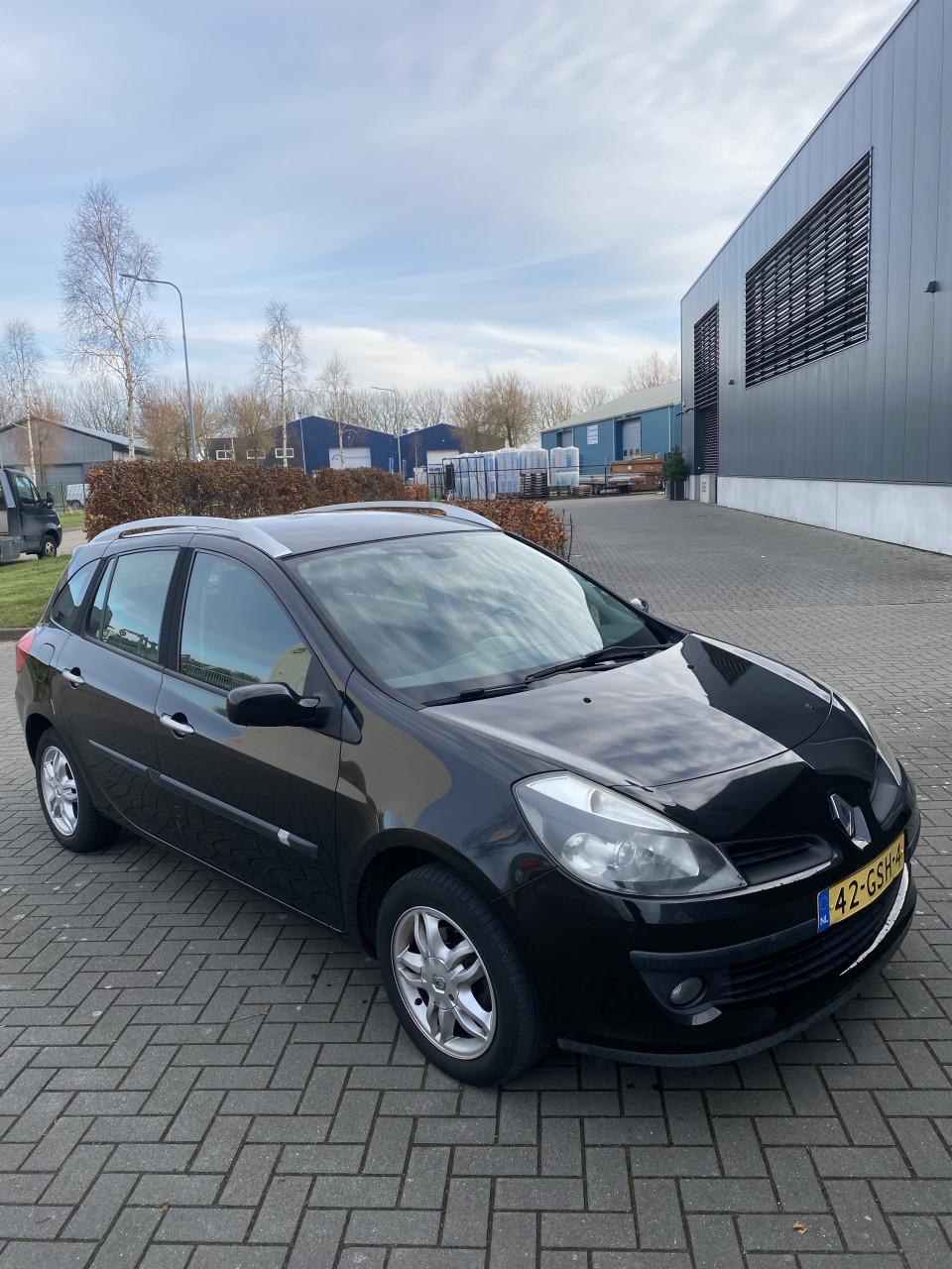 Renault Clio 1.2 TCE 100 Estate 2008 Zwart | 124.448 KM NAP | NIEUWE APK!
