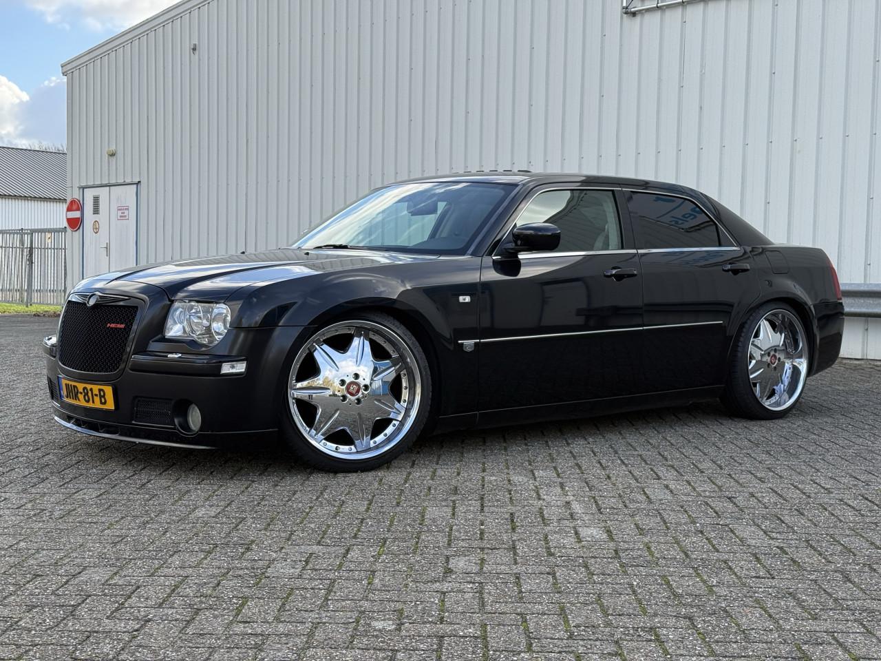 Crysler 300c 5.7 Hemi V8 - BTW auto - Youngtimer