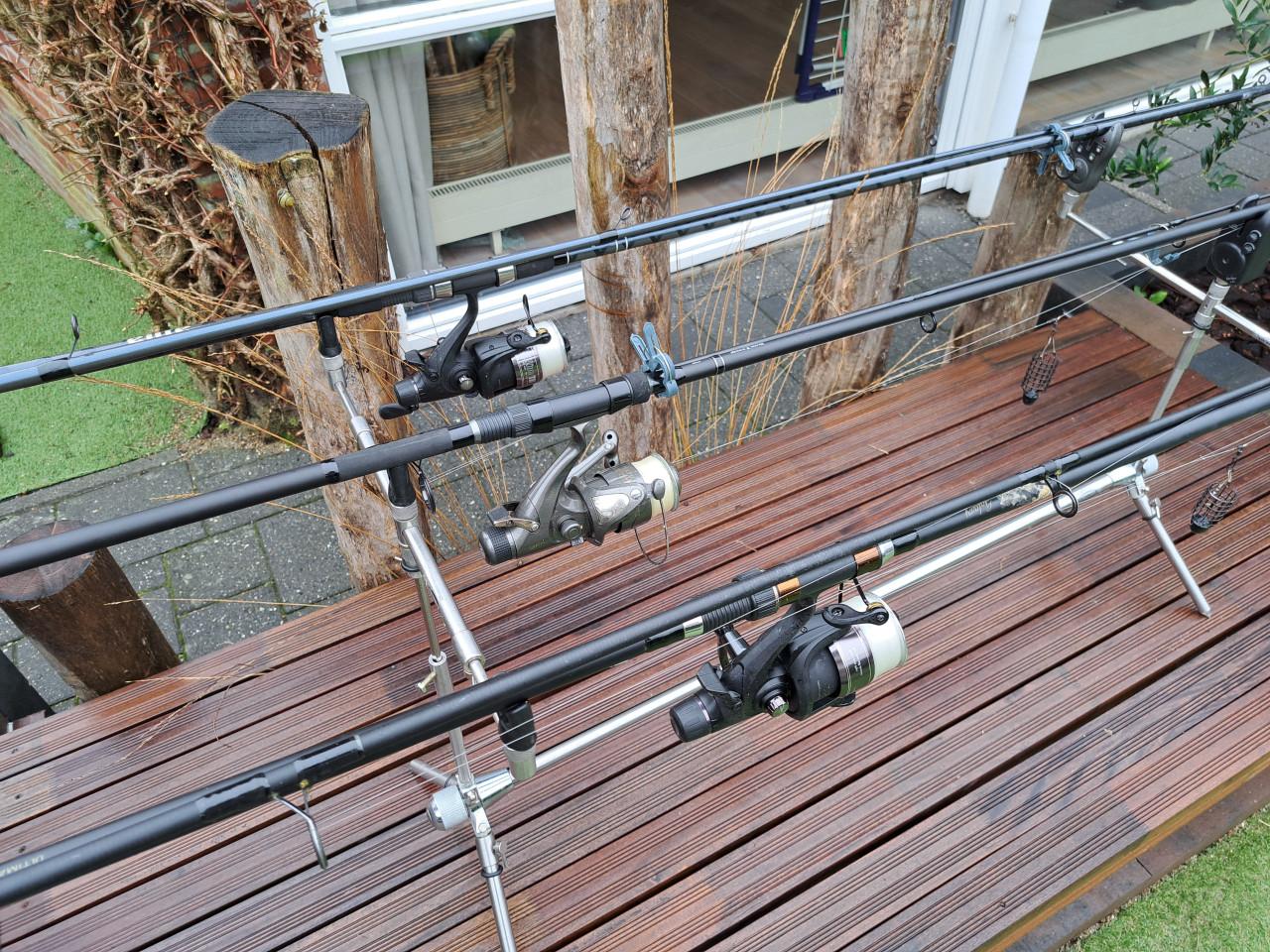 Complete bomvolle visset!