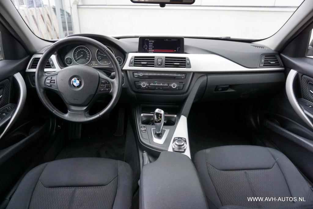 BMW 3-serie touring 318d executive