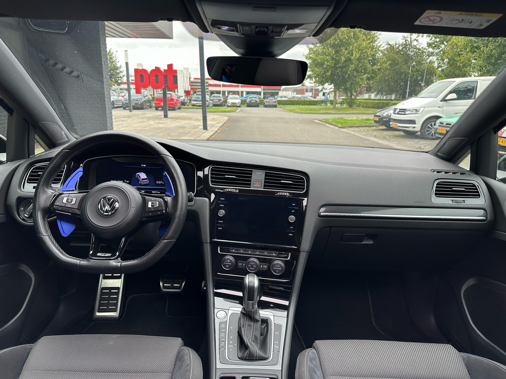 Volkswagen Golf 2.0 tsi 4motion r panoramdak / virtual cockpit / led / alca