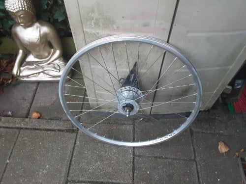 26 inch shimano voorwiel, naafdynamo, rollerbrake rem