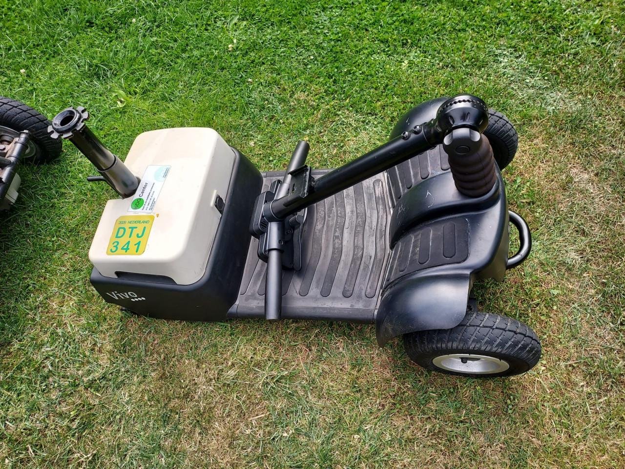 Demontabele scootmobiel te koop.