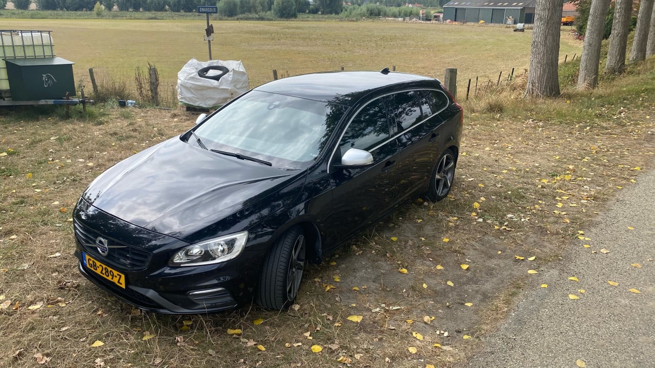 Mooie Volvo V60, T3, R-design,automaat