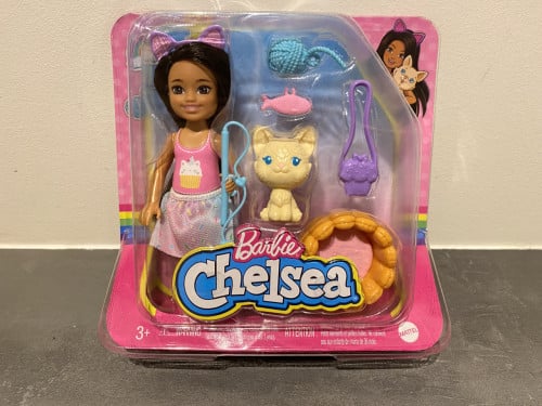 Barbie Je kunt alles zijn Chelsea meisjespop