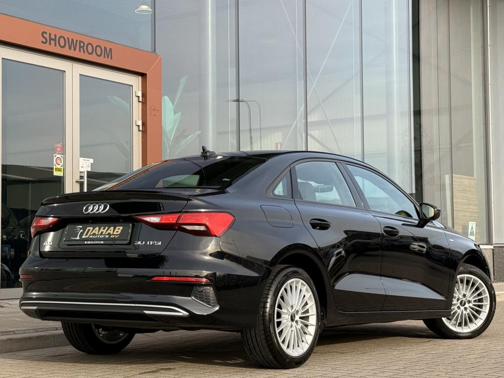 Audi A3 limousine 30 tfsi advanced edition | navi | acc | stoelverwarming |